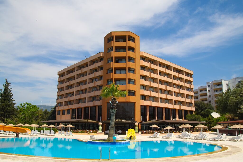 The Holiday Resort 迪迪姆 外观 照片