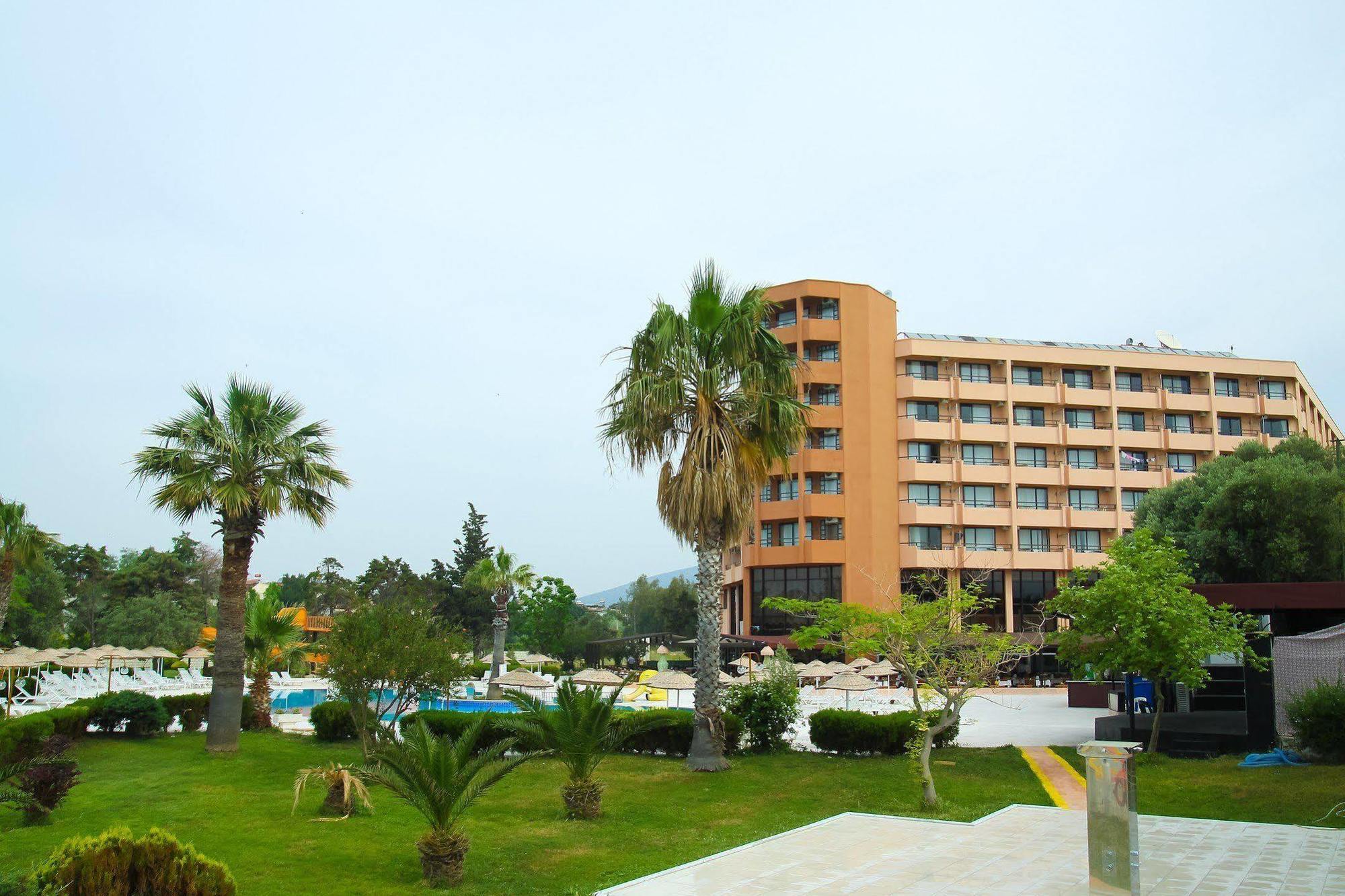 The Holiday Resort 迪迪姆 外观 照片